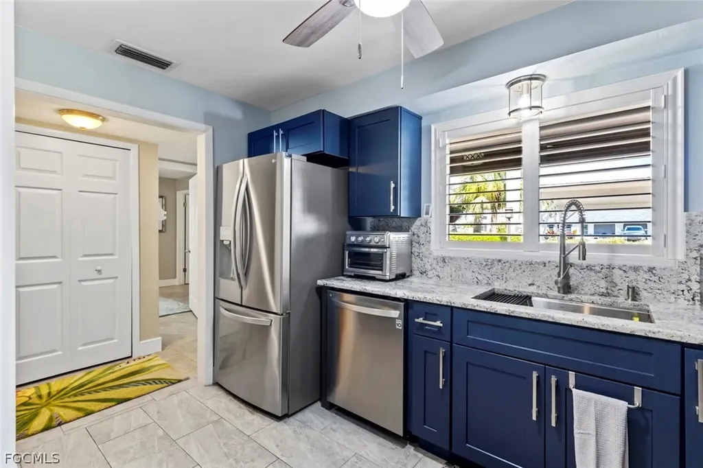 1754 Beach Parkway Cape Coral FL 33904