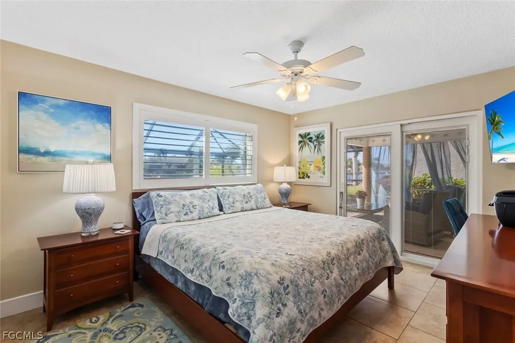 1754 Beach Parkway Cape Coral FL 33904