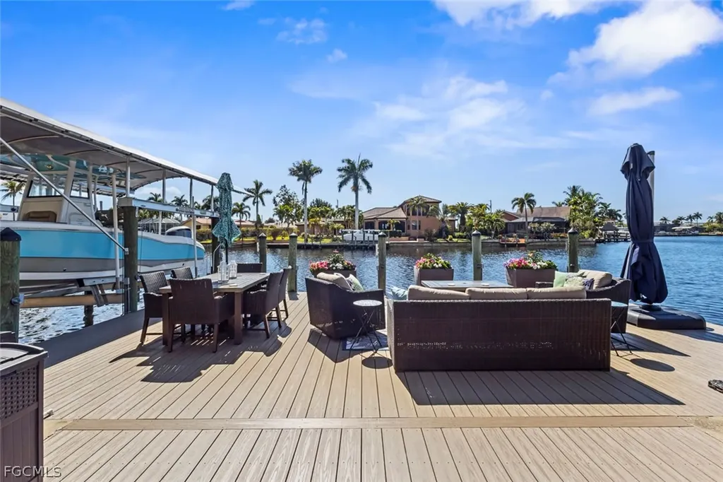 1754 Beach Parkway Cape Coral FL 33904
