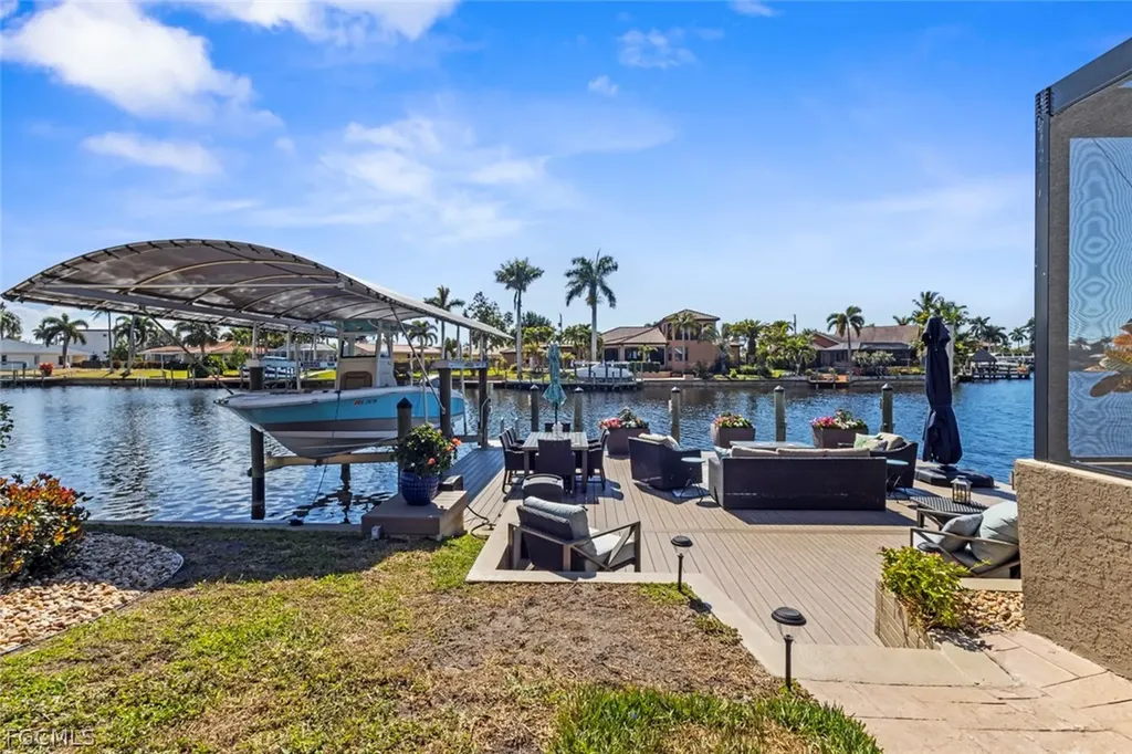 1754 Beach Parkway Cape Coral FL 33904