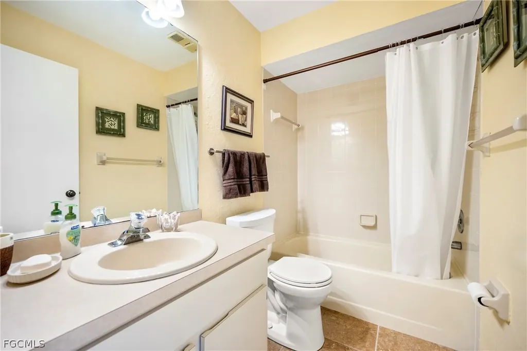 11170 Caravel Circle Fort Myers FL 33908