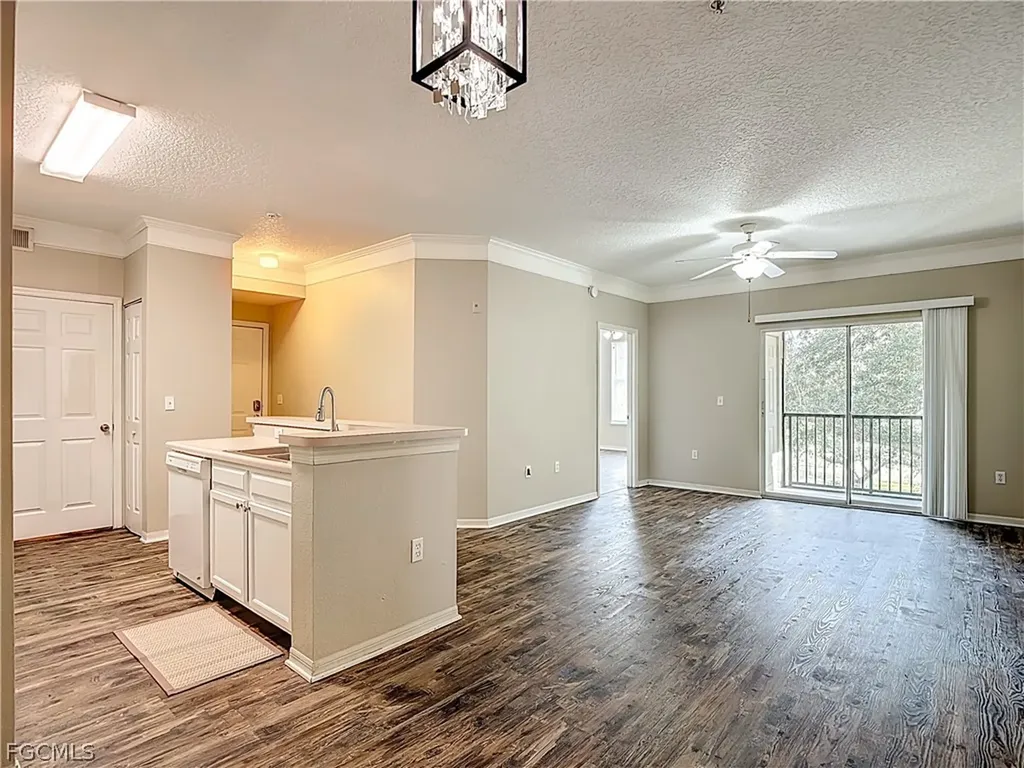 11490 Villa Grand Fort Myers FL 33913