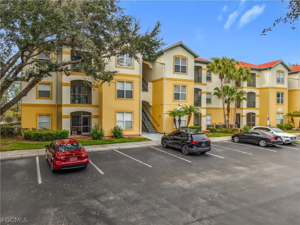 11490 Villa Grand Fort Myers FL 33913