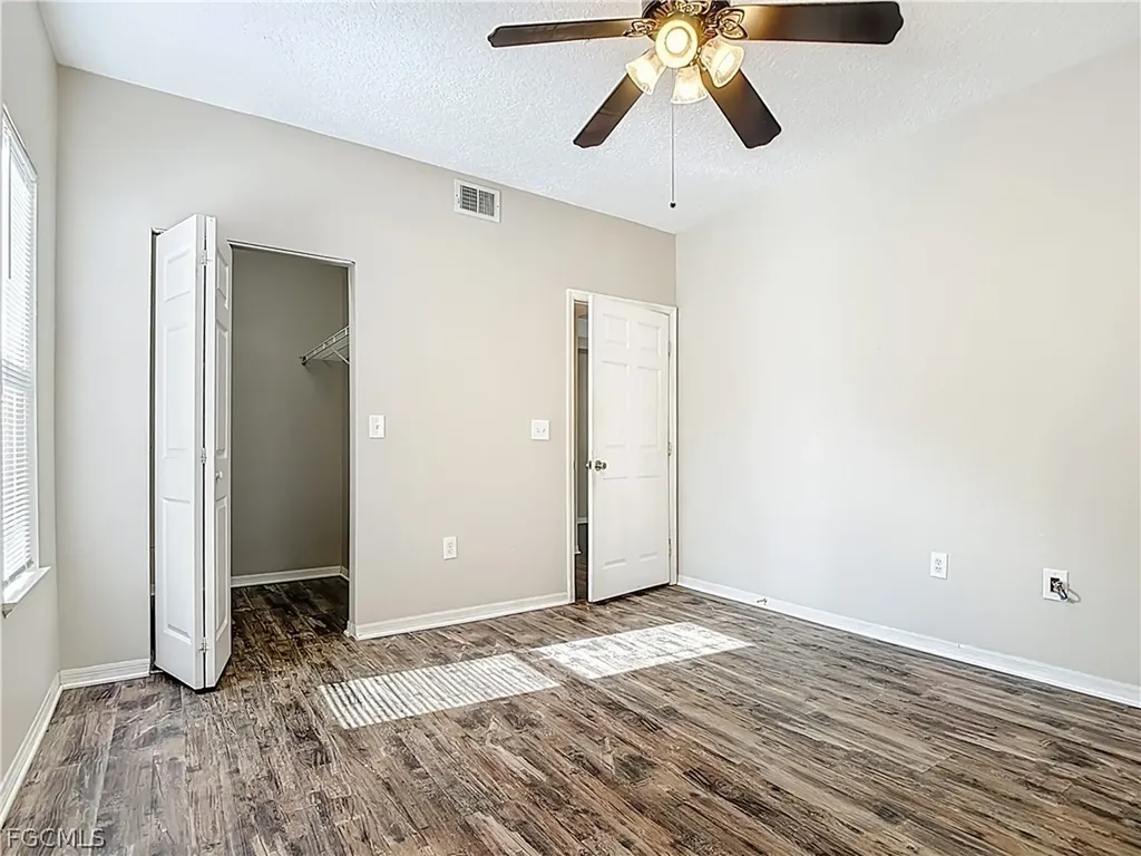 11490 Villa Grand Fort Myers FL 33913