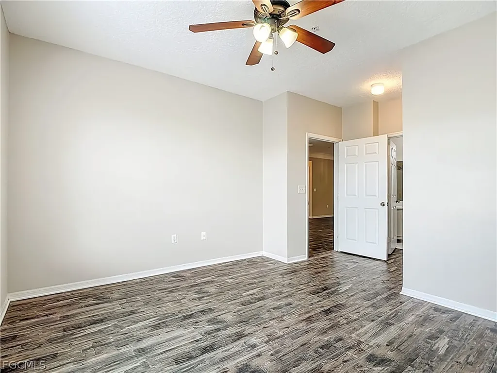 11490 Villa Grand Fort Myers FL 33913