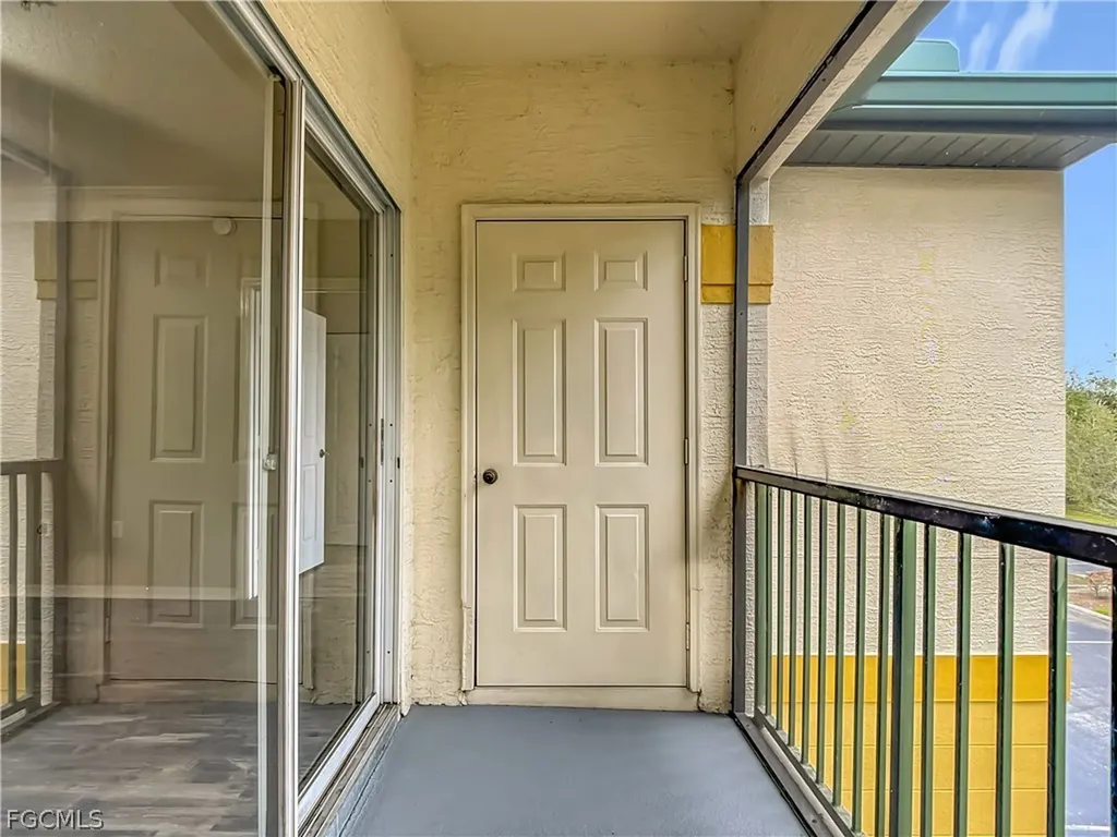 11490 Villa Grand Fort Myers FL 33913