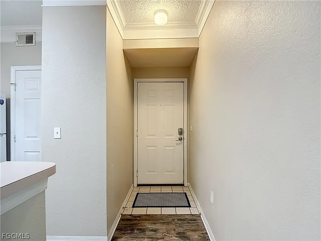 11490 Villa Grand Fort Myers FL 33913