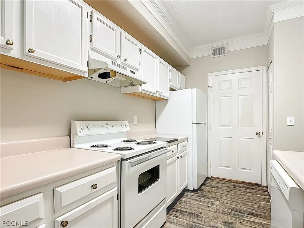 11490 Villa Grand Fort Myers FL 33913