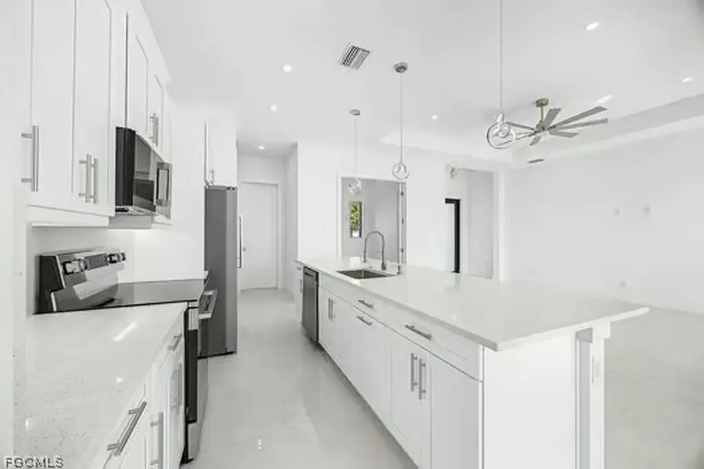 3609 35th Street SW Lehigh Acres FL 33976