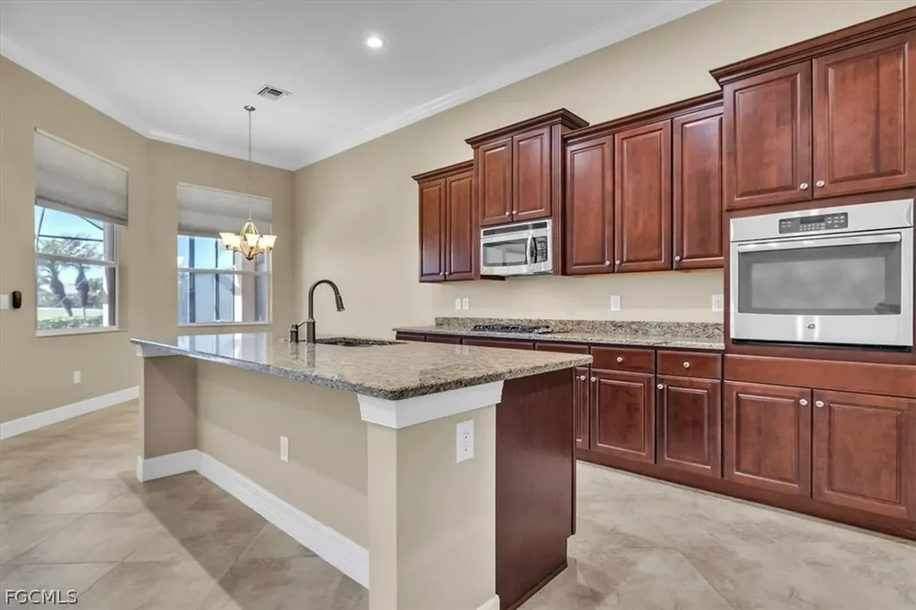 12645 Fairway Cove Court Fort Myers FL 33905