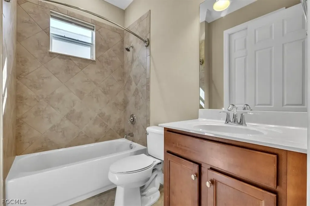12645 Fairway Cove Court Fort Myers FL 33905