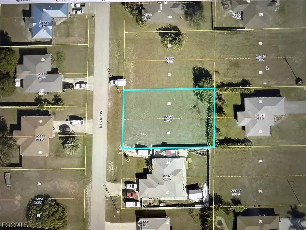 2911 NE 2nd Place Cape Coral FL 33909