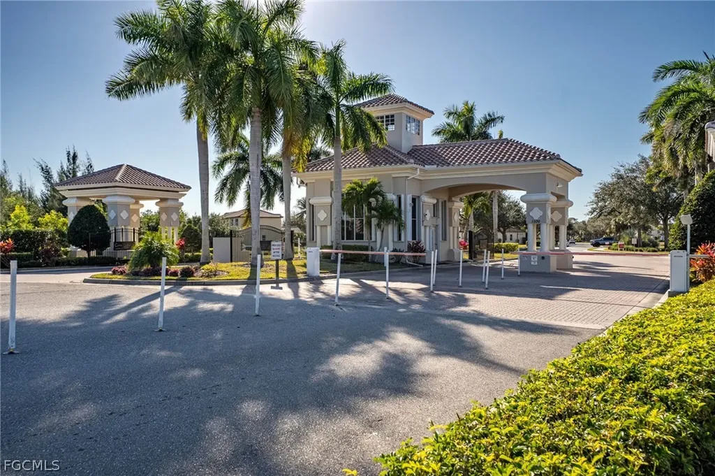 1526 Lake Jessup Circle Cape Coral FL 33909