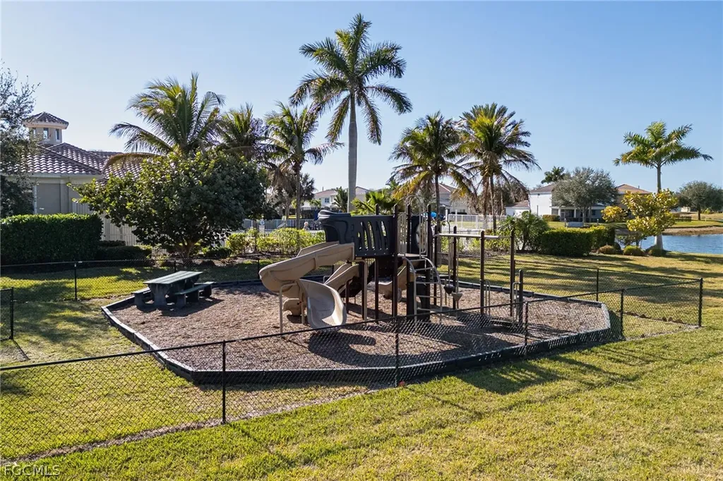 1526 Lake Jessup Circle Cape Coral FL 33909