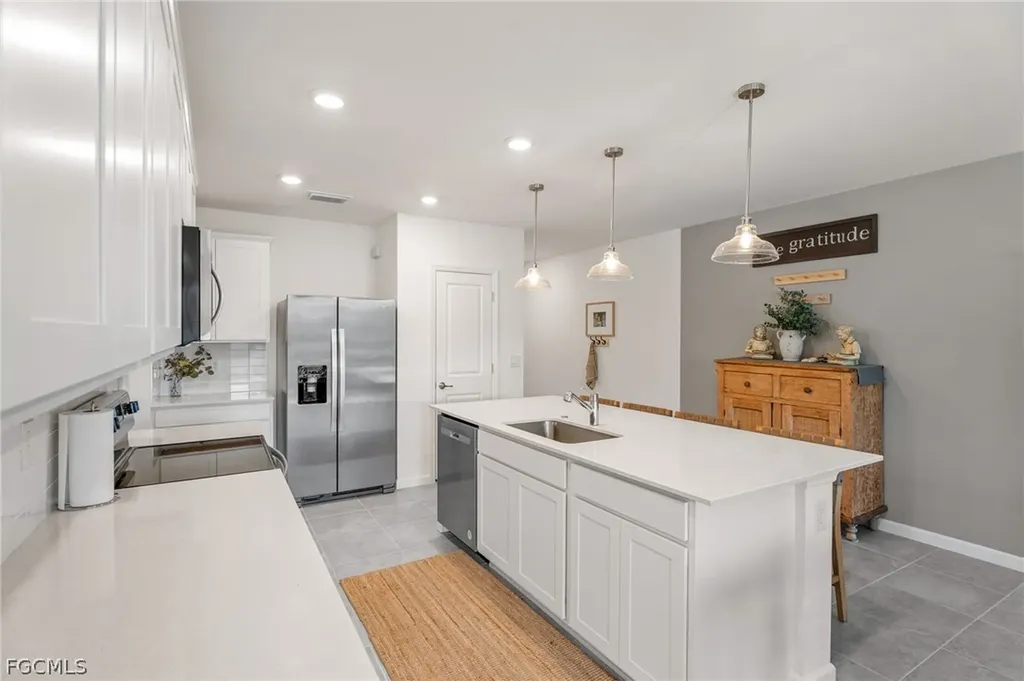 1526 Lake Jessup Circle Cape Coral FL 33909