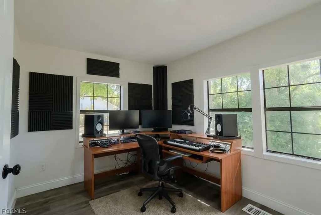 599 Carolina Avenue Fort Myers FL 33905