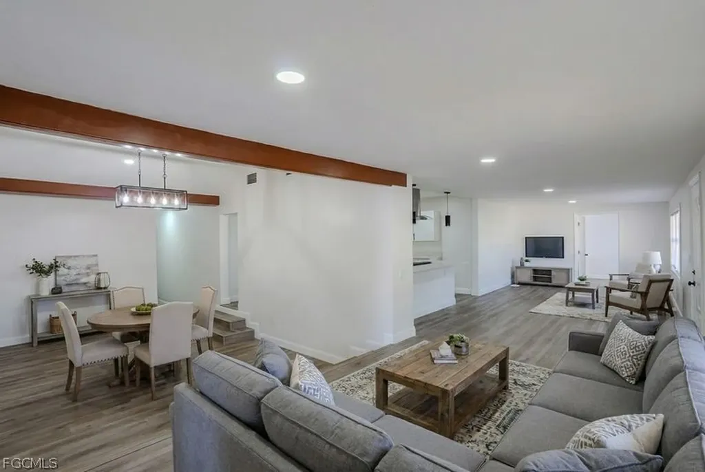 599 Carolina Avenue Fort Myers FL 33905