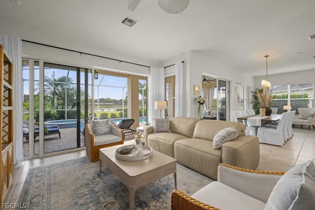 2648 Fairmont Isle Circle Cape Coral FL 33991