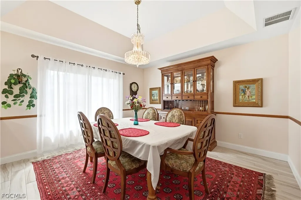 5125 Sunnybrook Court Cape Coral FL 33904