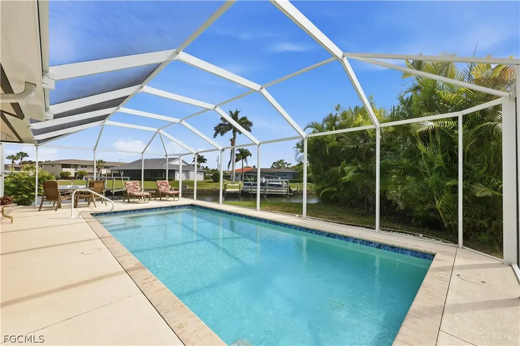 5125 Sunnybrook Court Cape Coral FL 33904
