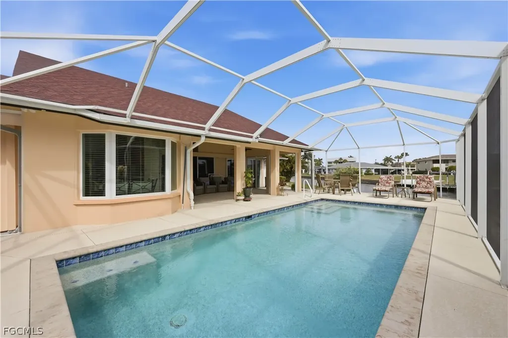 5125 Sunnybrook Court Cape Coral FL 33904