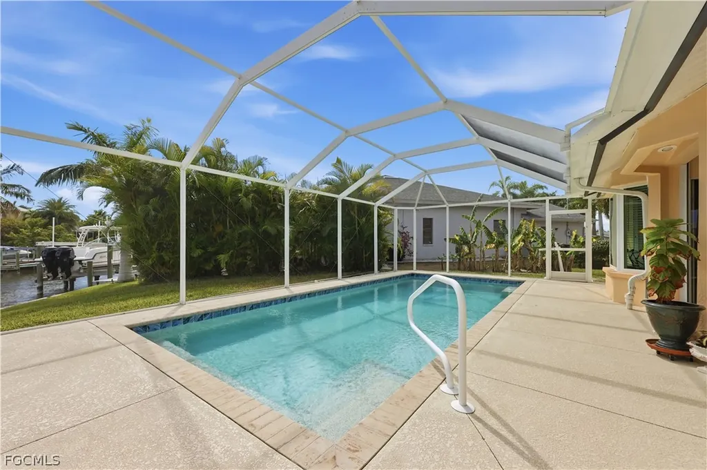5125 Sunnybrook Court Cape Coral FL 33904
