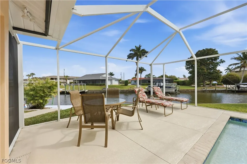 5125 Sunnybrook Court Cape Coral FL 33904
