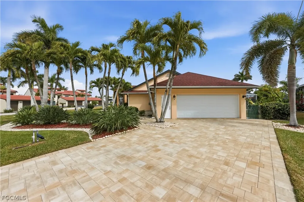 5125 Sunnybrook Court Cape Coral FL 33904