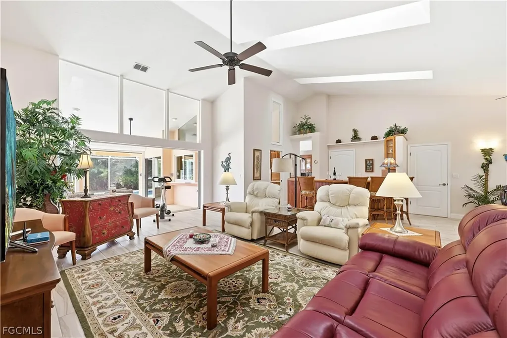 5125 Sunnybrook Court Cape Coral FL 33904
