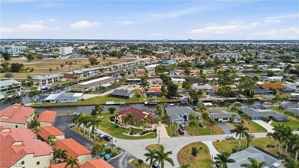 5125 Sunnybrook Court Cape Coral FL 33904