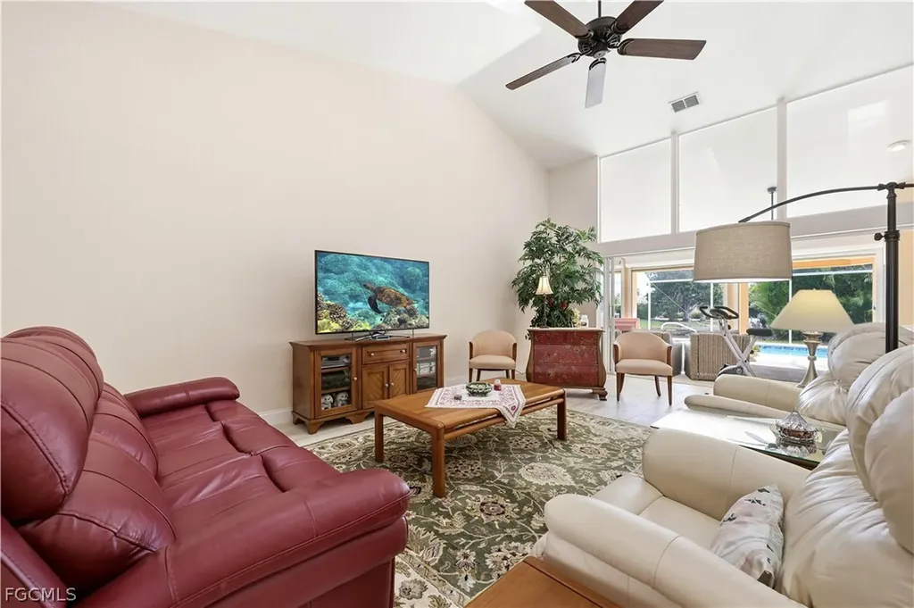 5125 Sunnybrook Court Cape Coral FL 33904