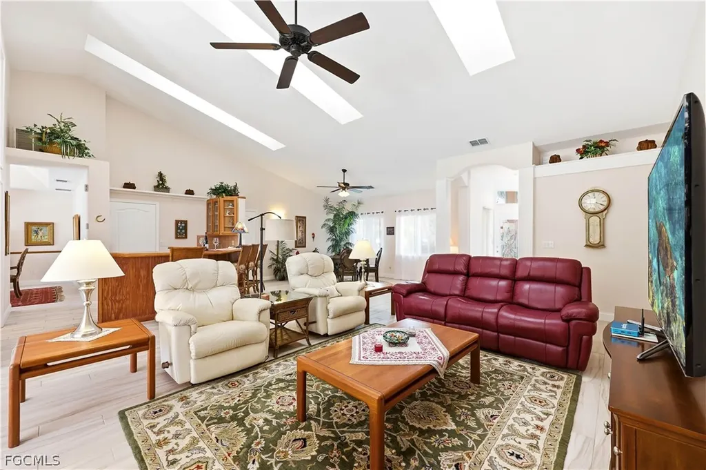 5125 Sunnybrook Court Cape Coral FL 33904