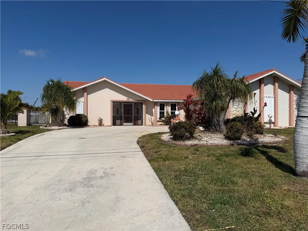 1149 SE 13th Street Cape Coral FL 33990