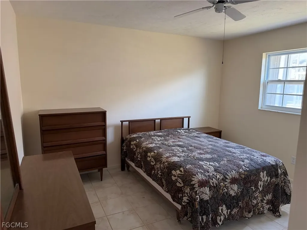 1149 SE 13th Street Cape Coral FL 33990