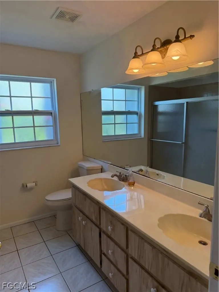 1149 SE 13th Street Cape Coral FL 33990