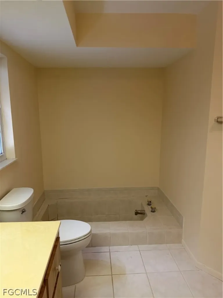 1149 SE 13th Street Cape Coral FL 33990