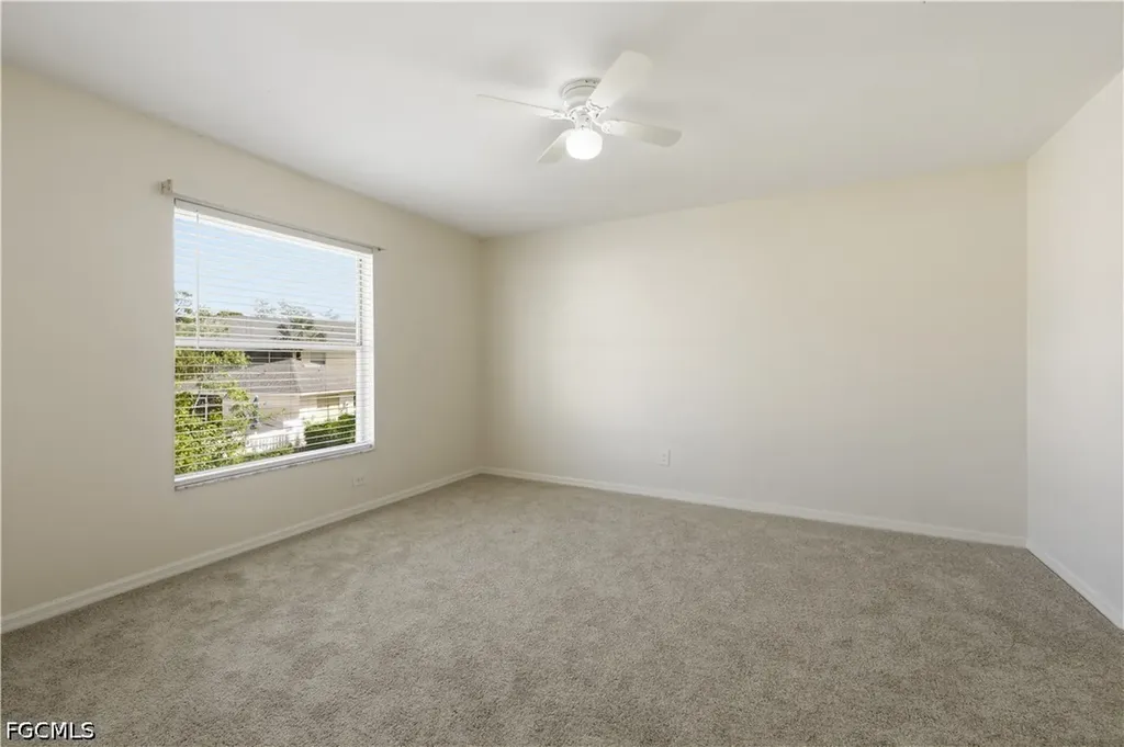 600 Squire Circle Naples FL 34104