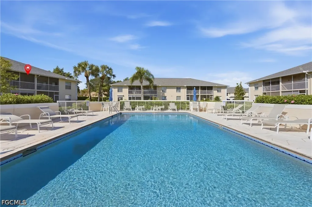 600 Squire Circle Naples FL 34104