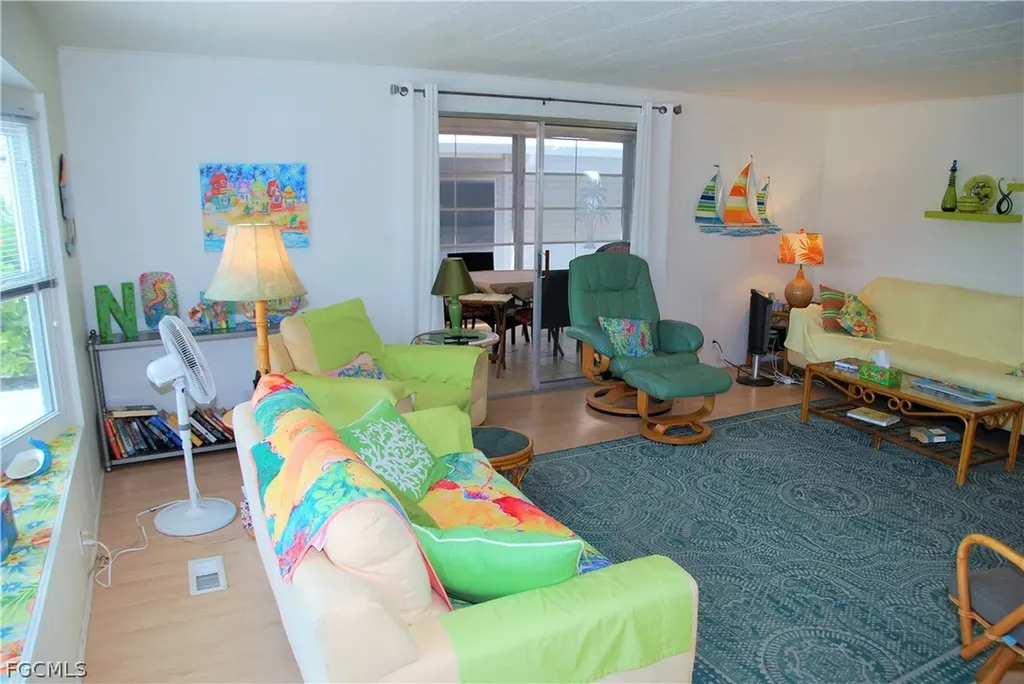 107 Snead Drive North Fort Myers FL 33903