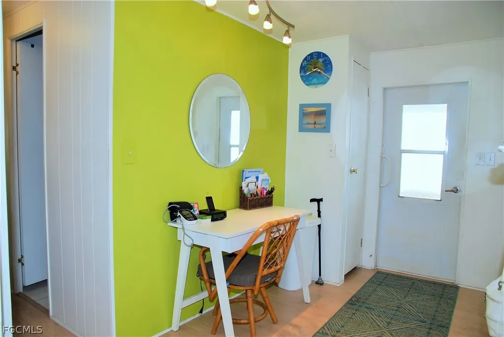 107 Snead Drive North Fort Myers FL 33903