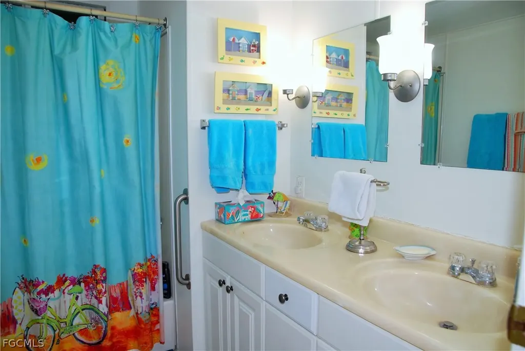 107 Snead Drive North Fort Myers FL 33903