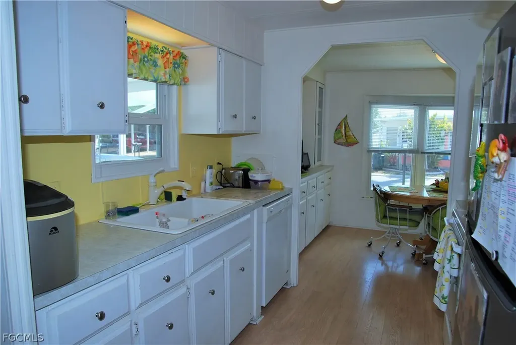 107 Snead Drive North Fort Myers FL 33903