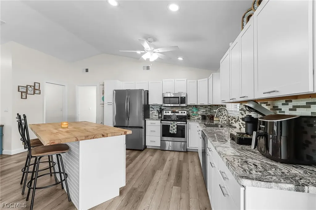 2114 Bolado Parkway Cape Coral FL 33990