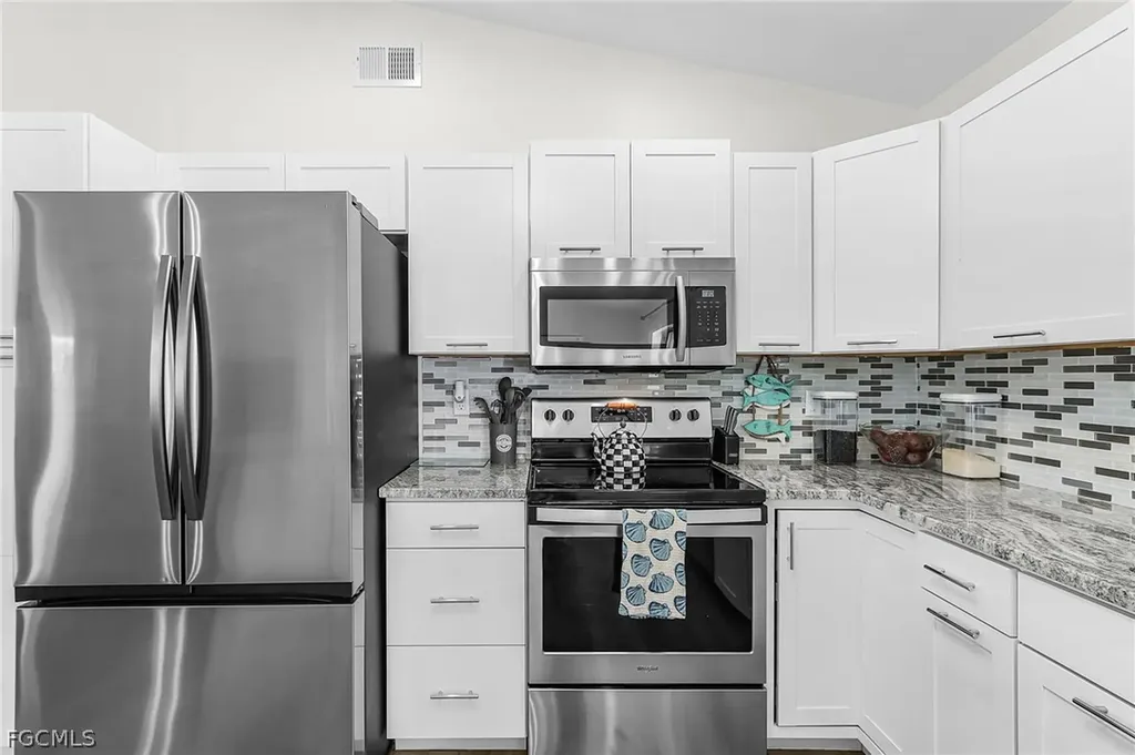 2114 Bolado Parkway Cape Coral FL 33990