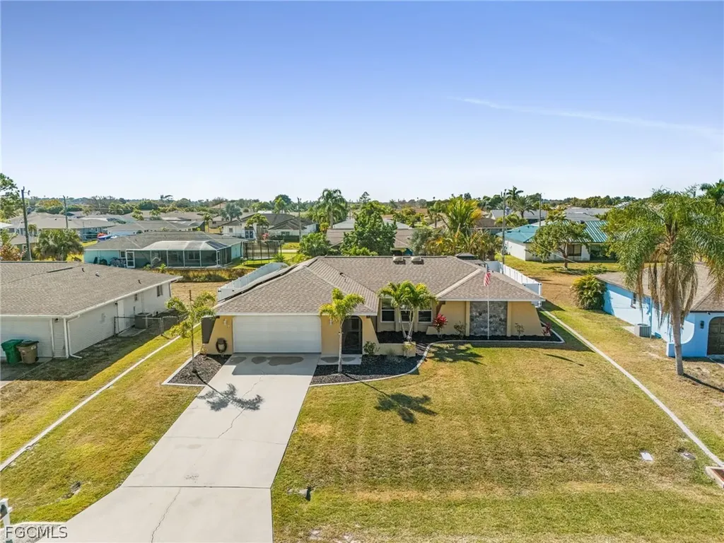 2114 Bolado Parkway Cape Coral FL 33990