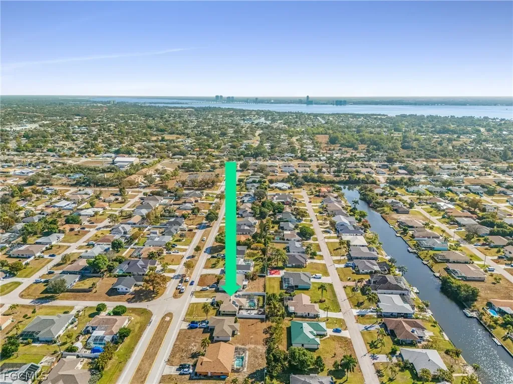 2114 Bolado Parkway Cape Coral FL 33990