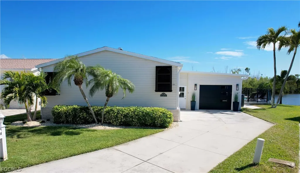 17731 Canal Cove Court Fort Myers Beach FL 33931