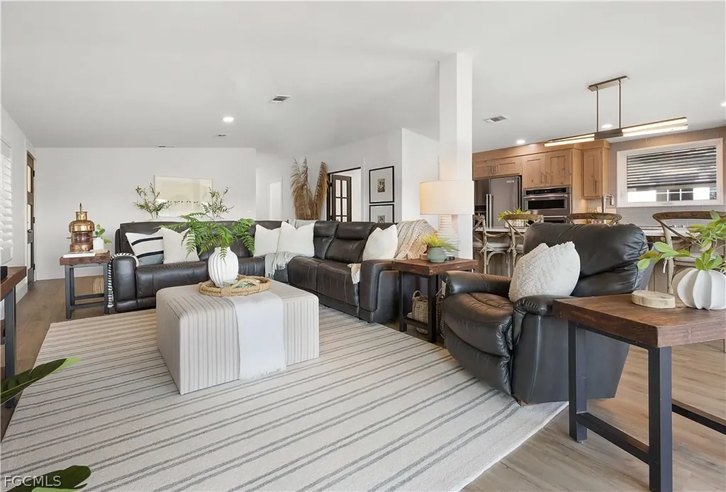 17731 Canal Cove Court Fort Myers Beach FL 33931