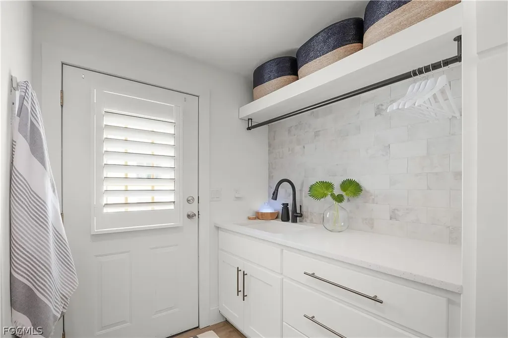 17731 Canal Cove Court Fort Myers Beach FL 33931