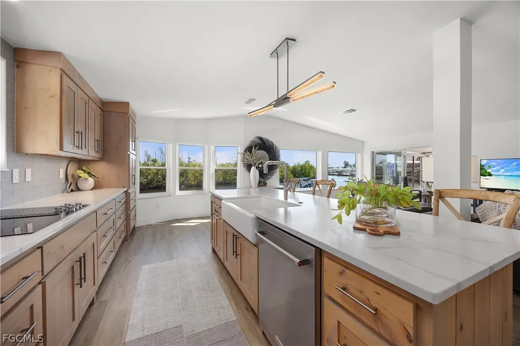 17731 Canal Cove Court Fort Myers Beach FL 33931